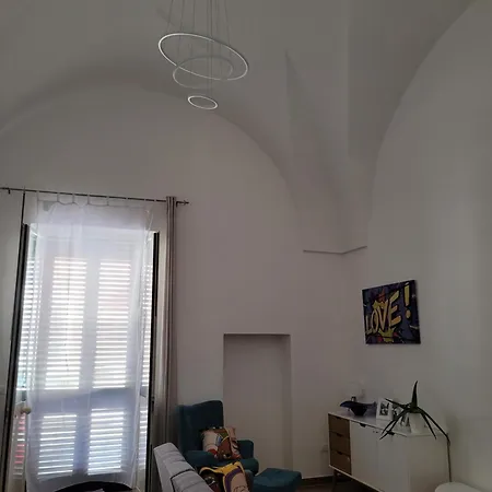 Casa Degli Aranci, Smart Work Wifi Garden Terrace * 몬테로니디레체