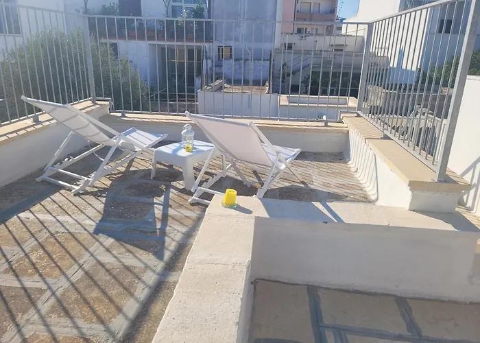 度假居 Casa Degli Aranci, Smart Work Wifi Garden Terrace 蒙泰罗尼迪莱切
